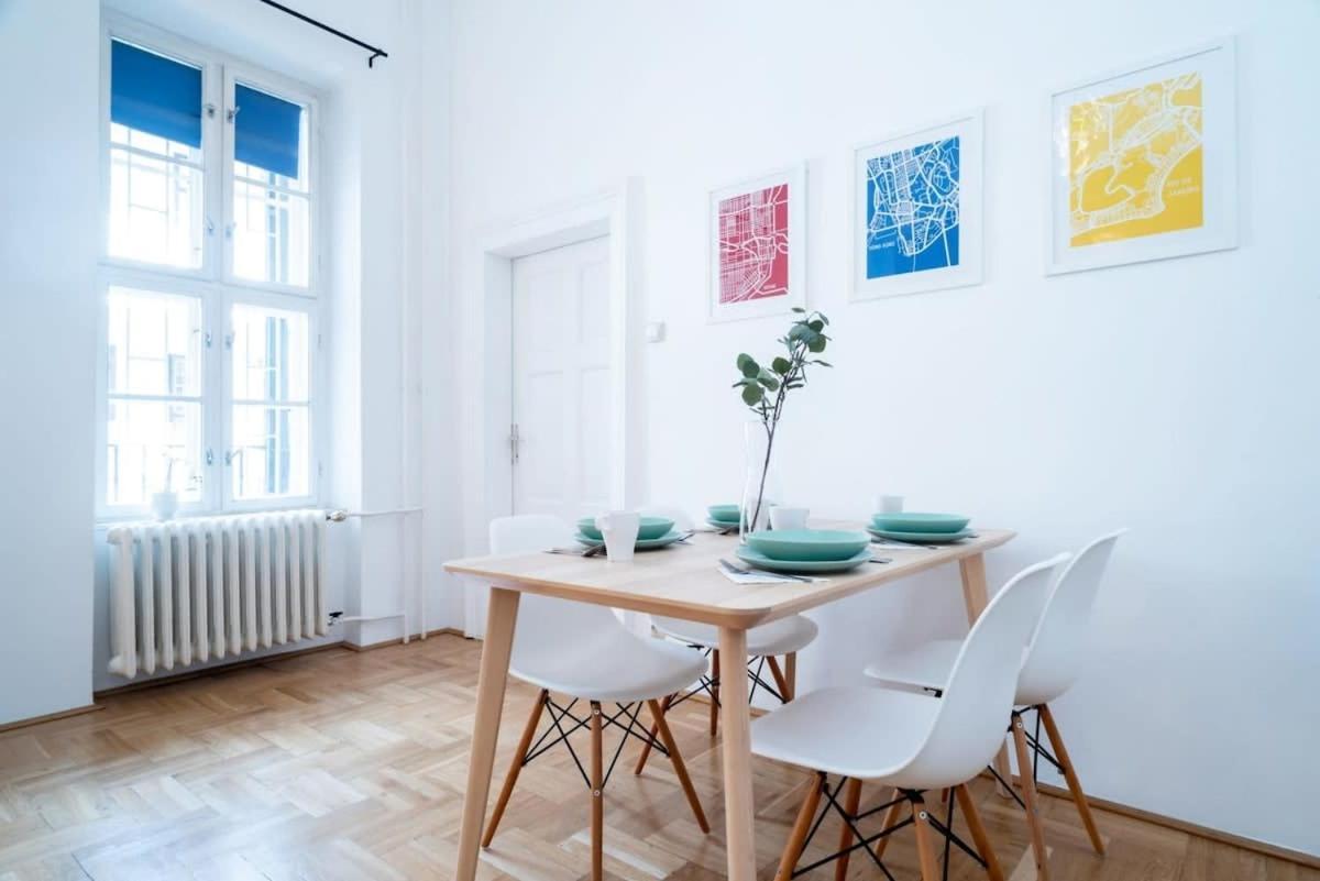 Lovely Downtown Apartment Close To The Basilica Budapest Luaran gambar